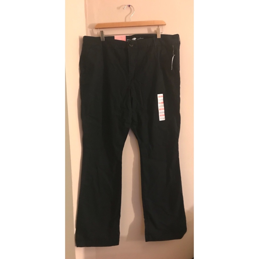 NWT BLACK KHAKI BOOTCUT PANTS